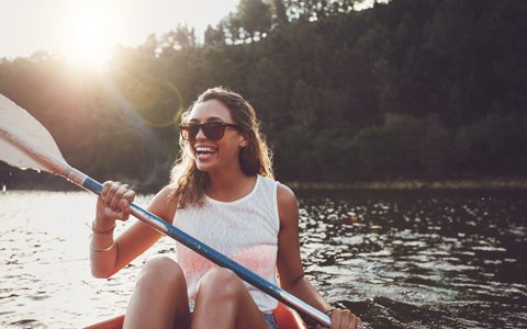 woman kayaking